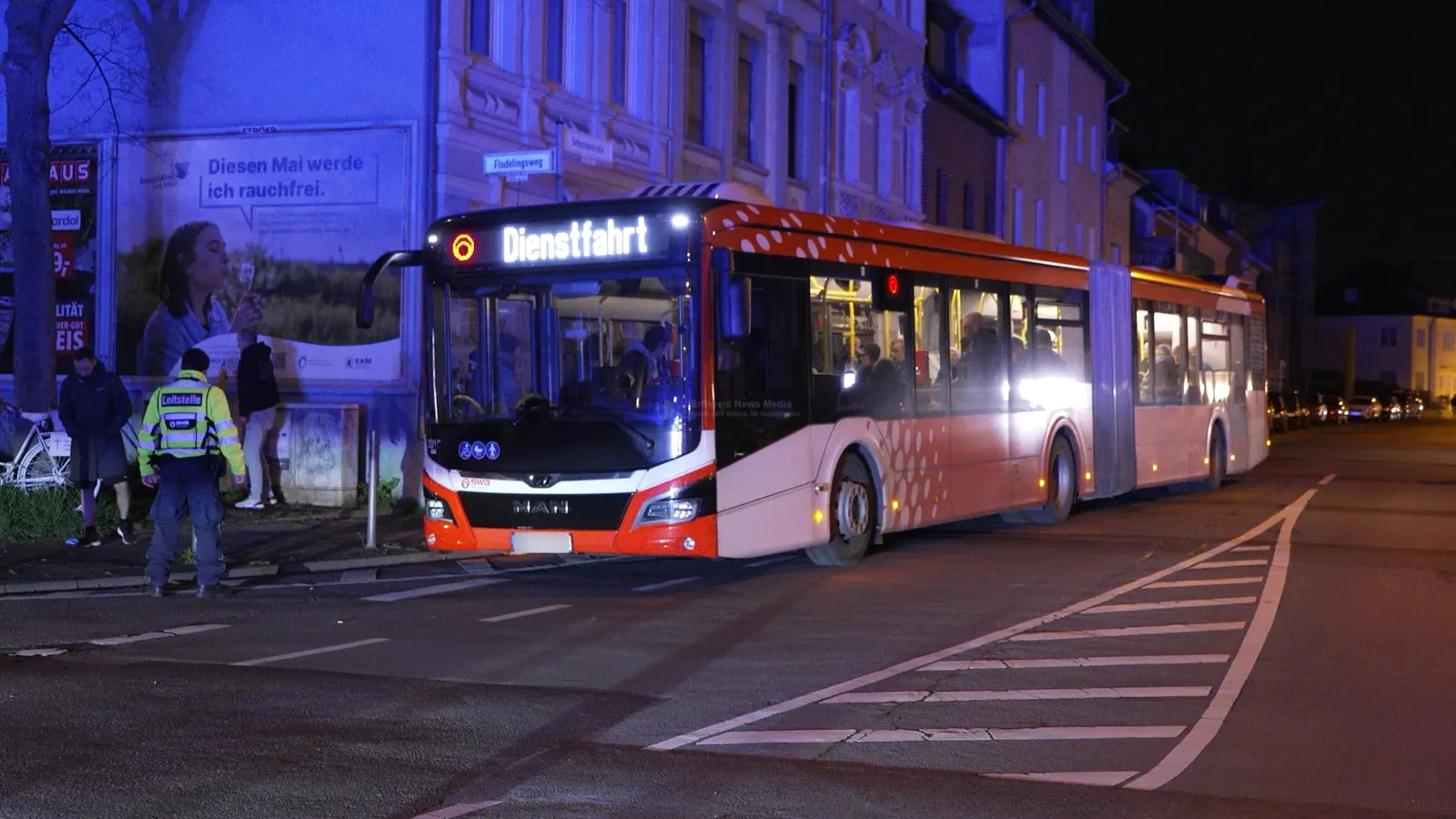 Einsatzfahrzeug bei Brand in Bonn