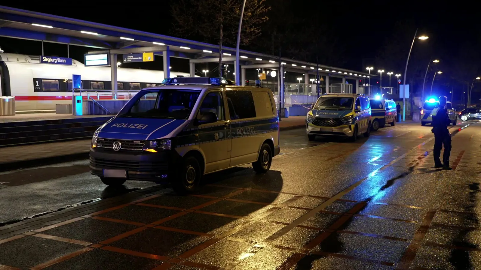 Polizeieinsatz am Bahnhof Siegburg/Bonn nach ICE-Zwischenfall