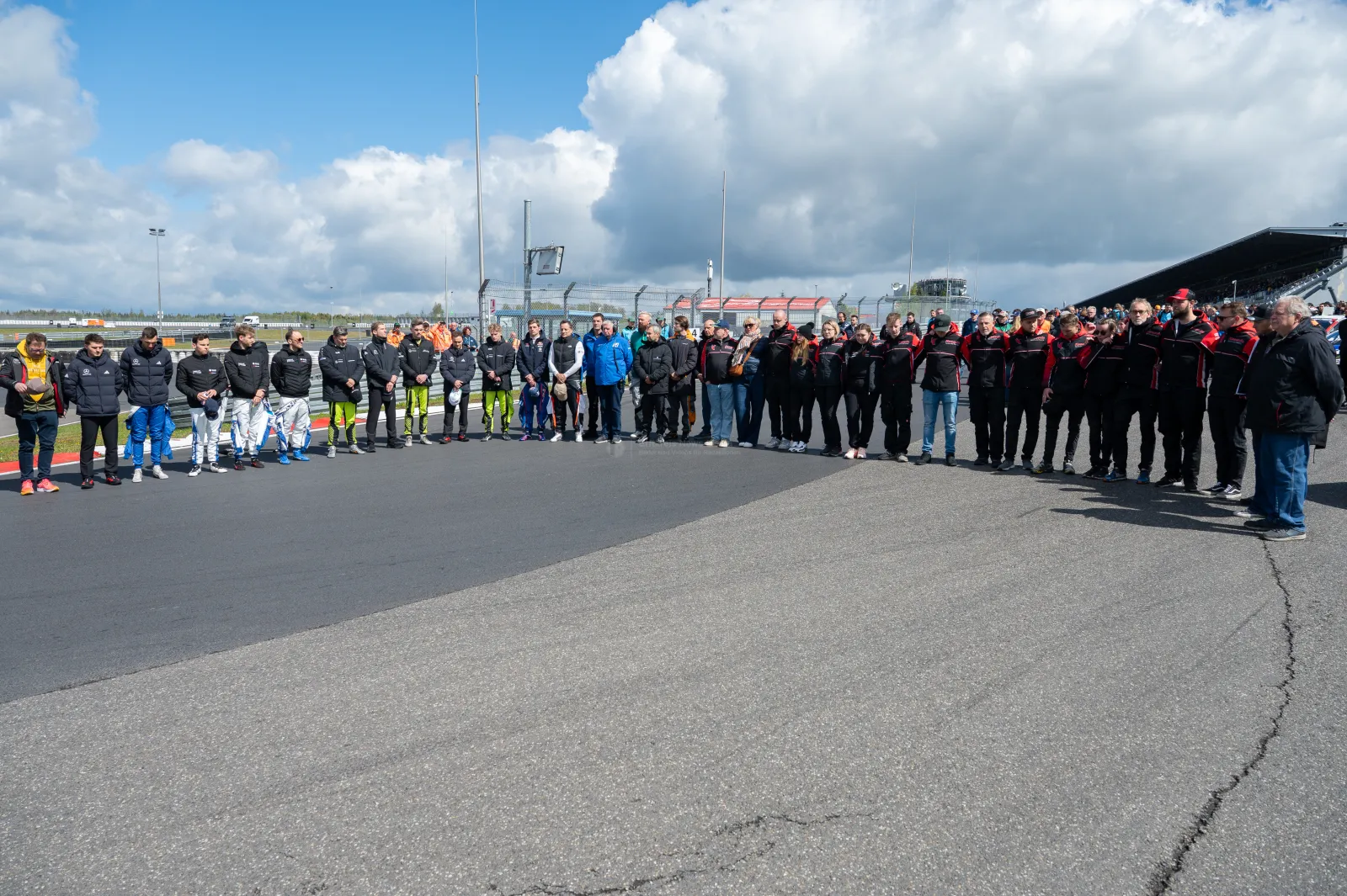 Gedenkminute für Juha Miettinen bei ADAC 24h Nürburgring Qualifiers