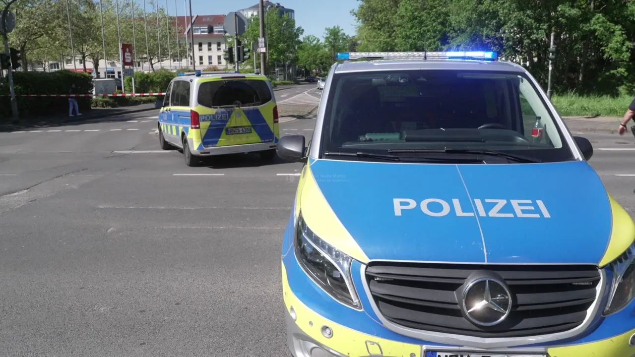 Polizeieinsatz nach Verkehrsunfall in Erftstadt