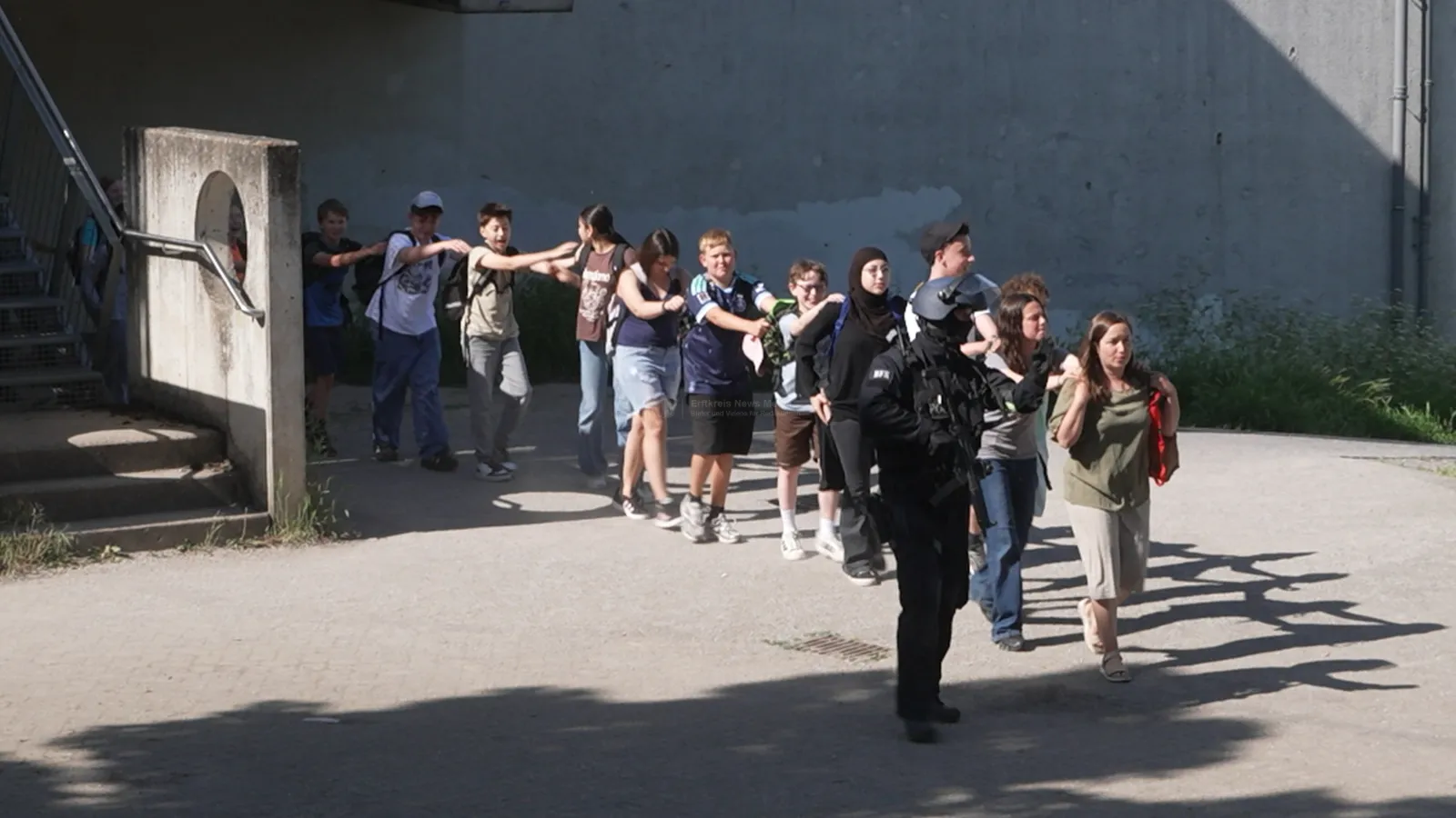 Polizeieinsatz an Schule nach Drohung