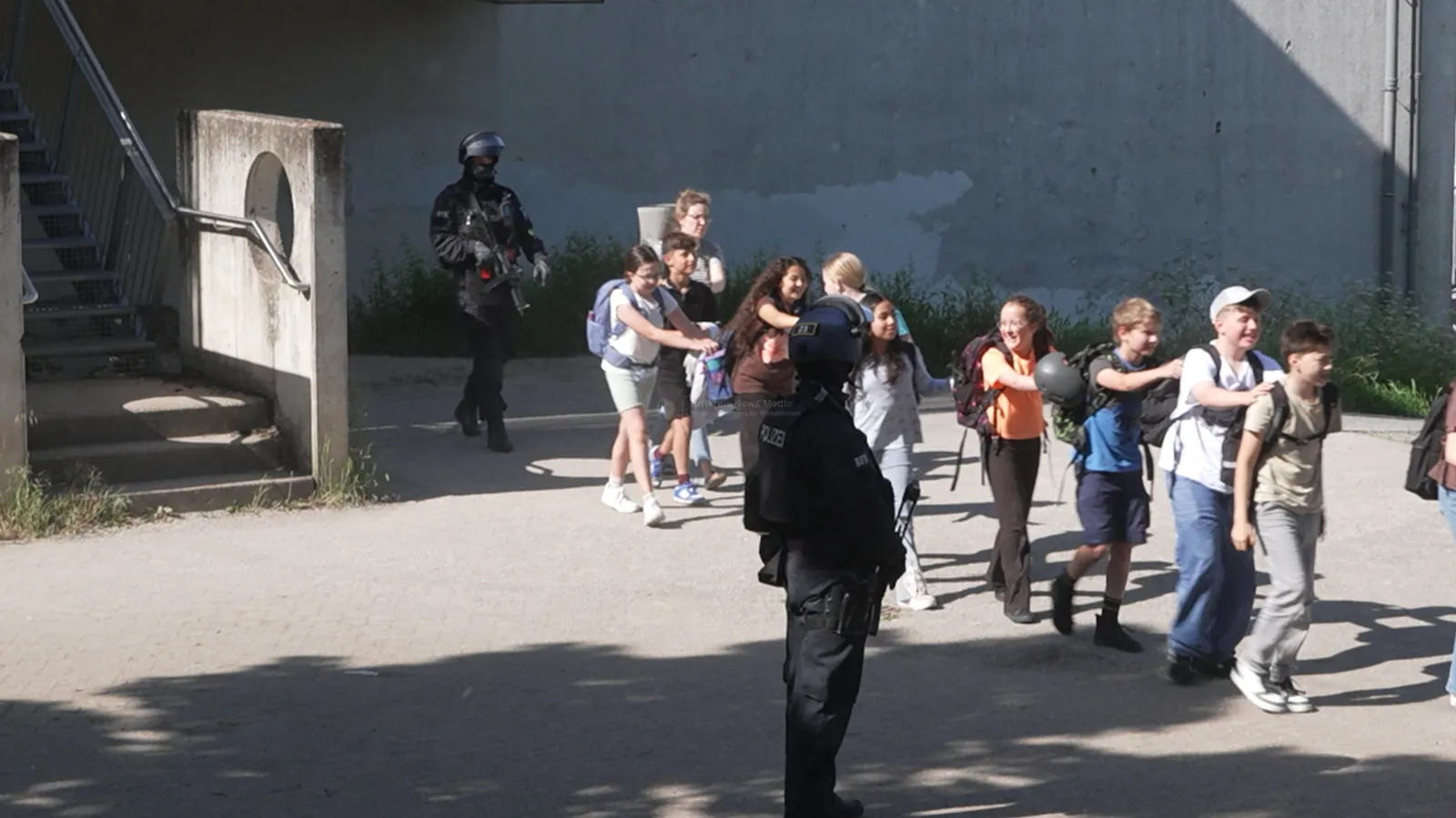 Polizeieinsatz an Schule nach Drohung