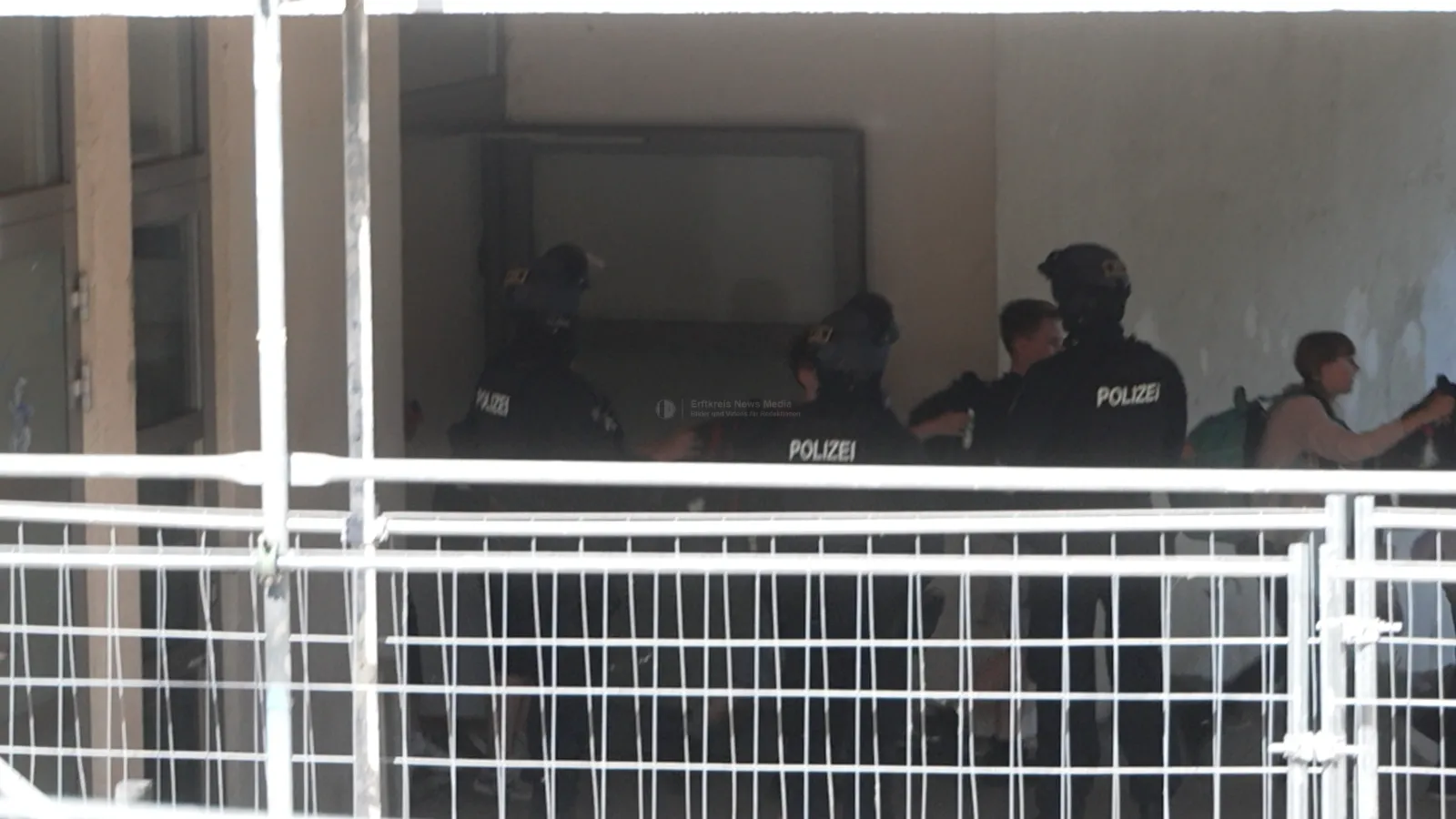 Polizei kontrolliert Schulgelände nach Drohung
