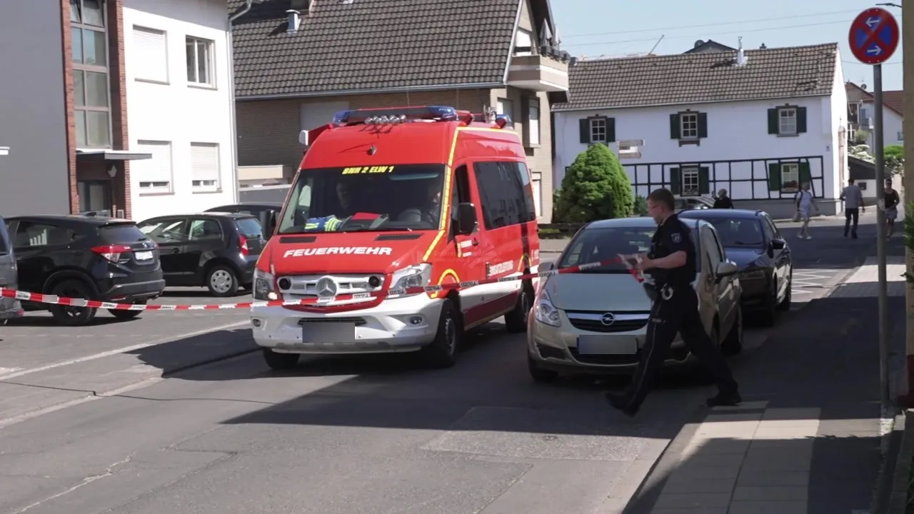 Polizeikontrolle vor Schule nach Drohung