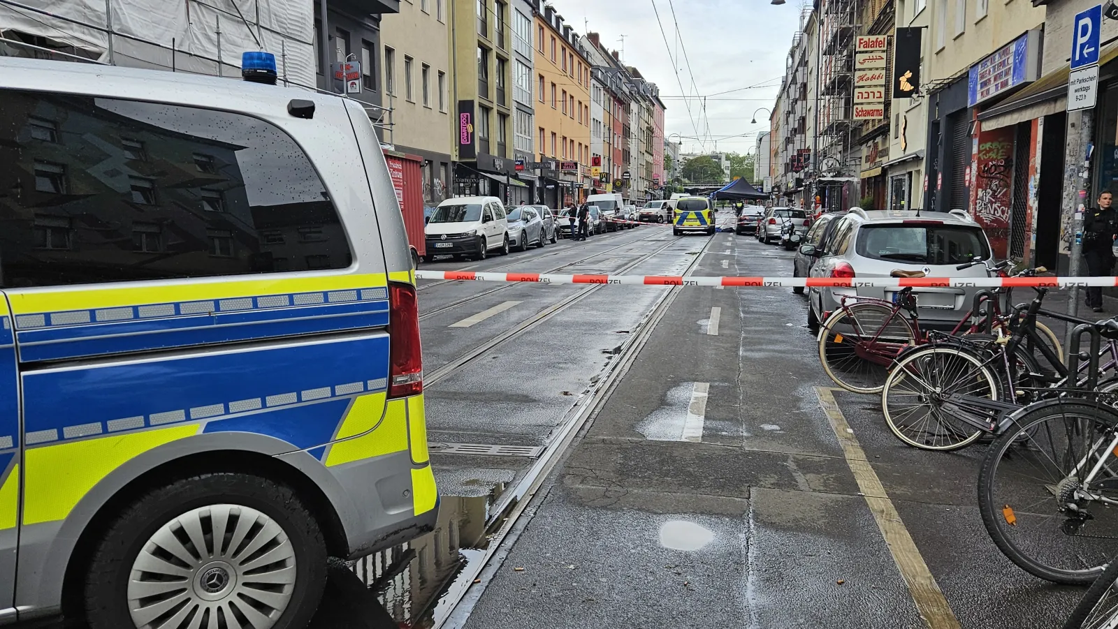 Polizeieinsatz nach Schusswaffenangriff in Köln-Neustadt-Süd