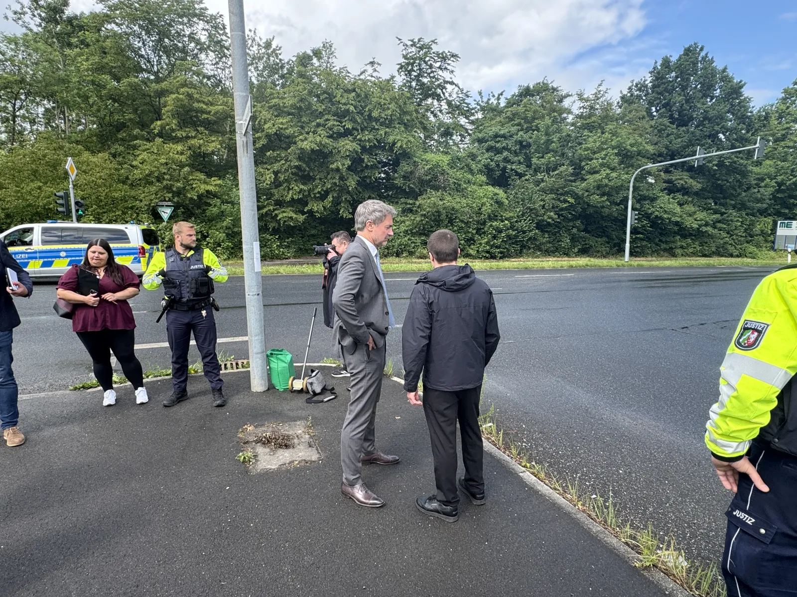 Ortstermin zum tödlichen Unfall in Hürth an der Frechener Straße
